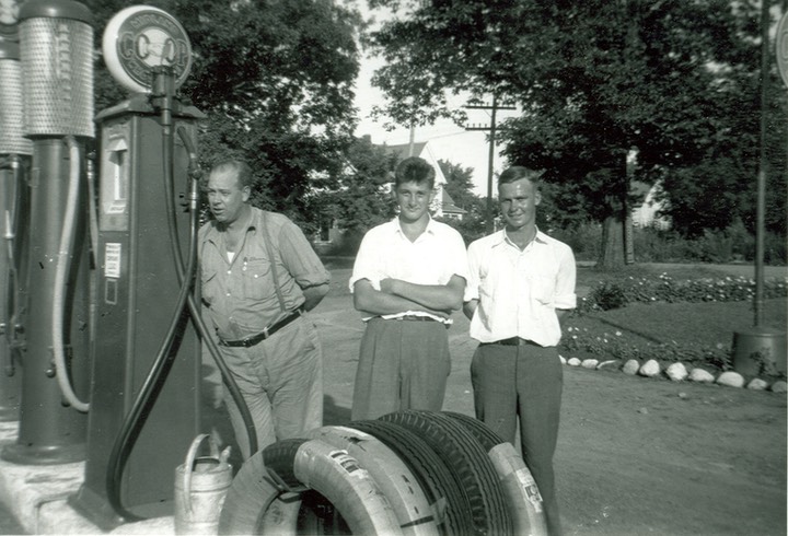 VS-cc-Midland Coop Glenn Lindahl, Cookie Lee, Ralph ...1938
